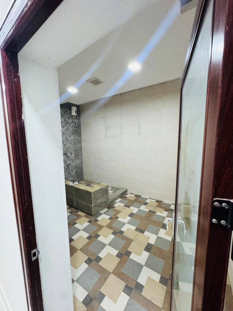 Clean attached bathroom